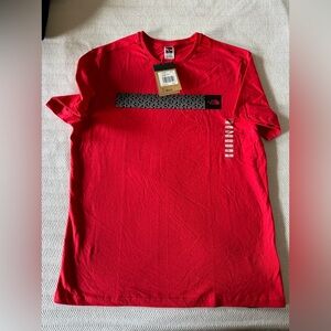 Northface red tee